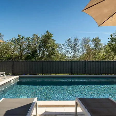 Modern Istra With Pool In Buje Villa