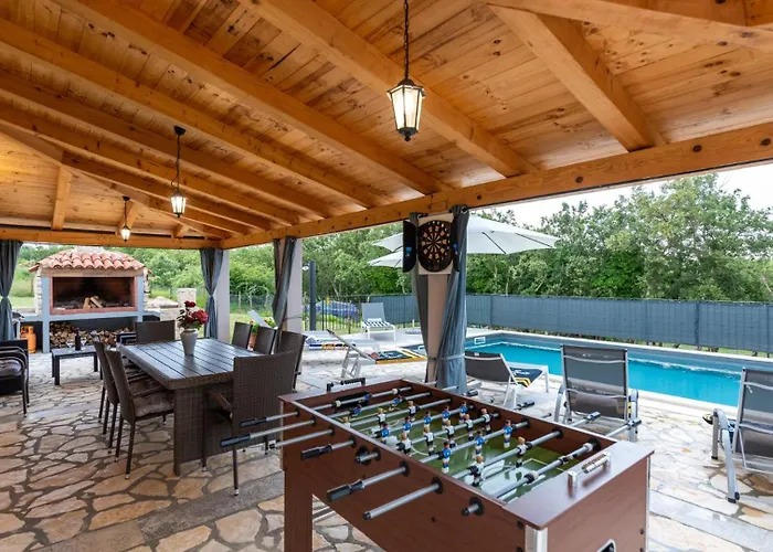 Villa Modern Istra With Pool In Buje Bibali