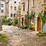 Modern Istra With Pool In Buje * Bibali